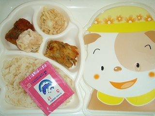 音香’s畑♪ 幼稚園・保育園の給食2012年03月30日 byおかずばたけ