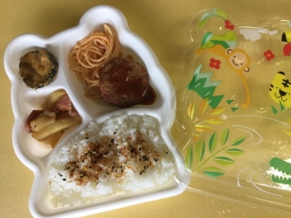 音香’ｓ畑♪ 幼稚園・保育園の給食2017年10月19日 byおかずばたけ