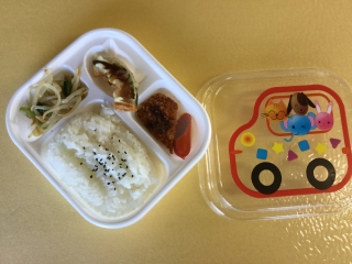 音香’ｓ畑♪ 幼稚園・保育園の給食2017年10月26日 byおかずばたけ