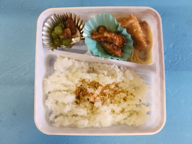 音香’s畑♪ 幼稚園・保育園の給食2025年11月26日 byおかずばたけ