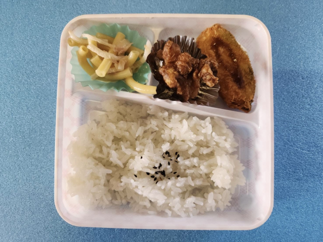 音香’s畑♪ 幼稚園・保育園の給食2026年03月06日 byおかずばたけ