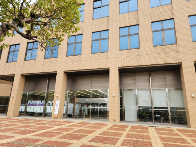 f Ԏs@Ԏ Ȃ܃n[j[z[ 4 by΂