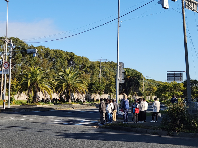 �����f������ ���s�S���c���V�l�� ���Y�����ԋ�B�X�^�[�O���E���h 4 by�������΂���